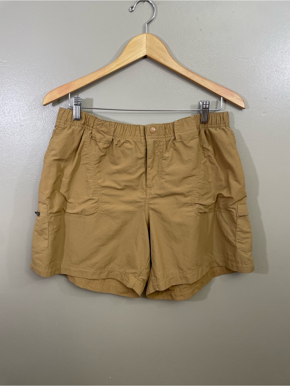 COLUMBIA Sandy River Cargo Shorts Tan Sz Large Hiking Outdoor Gorpcore